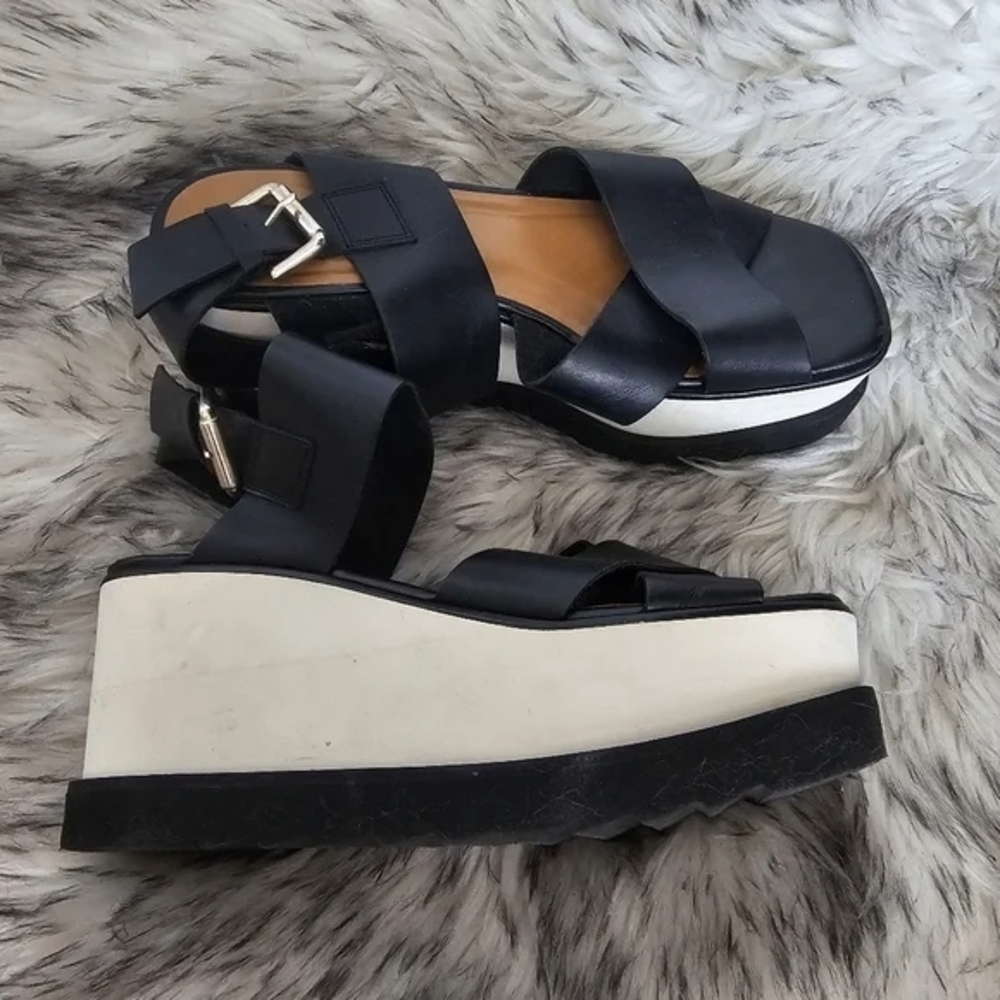 Free People Kate Criss Cross Platform Sandals | Black | Size 38 (US 7.5–8)